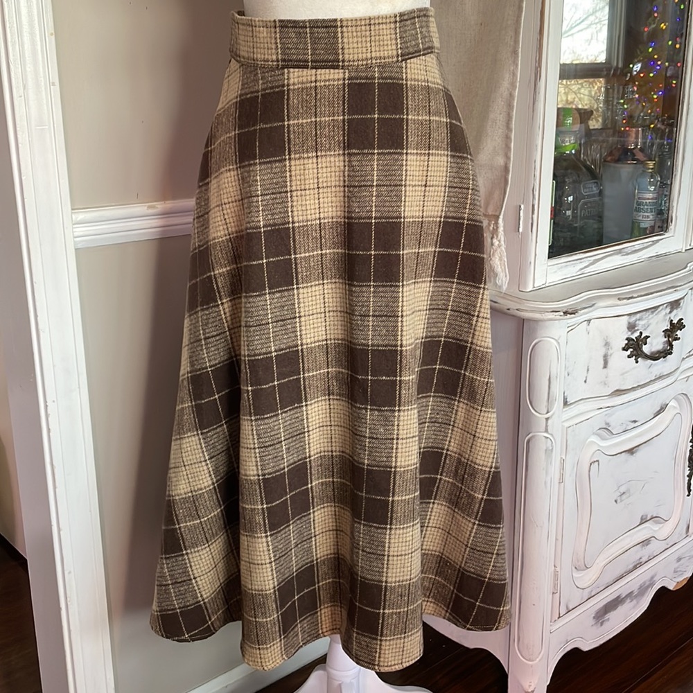 SHEIN | NWOT DAZY High Waist Plaid A-Line Midi Skirt - S